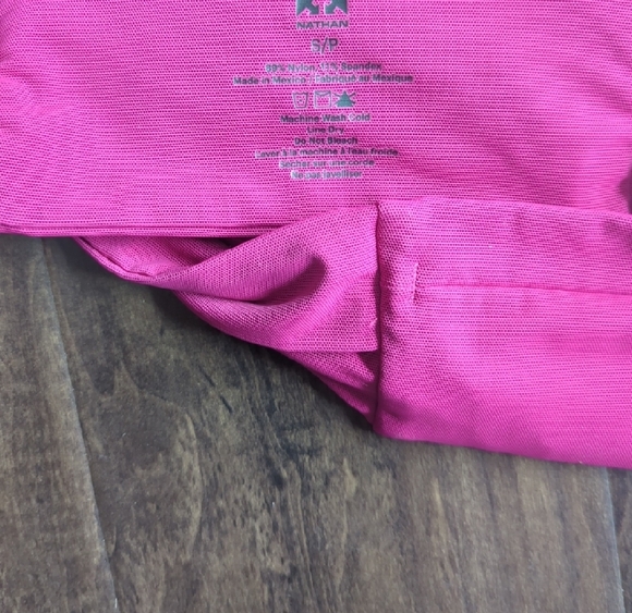 Nathan Running Pink Zipster Lite Waist Pack - Picture 4 of 6